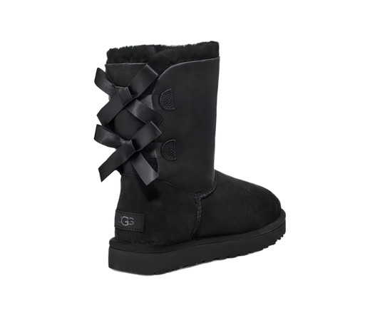 מגפי האג UGG Bailey Bow II Black