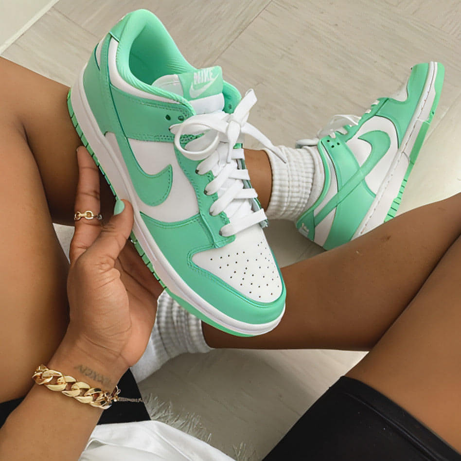 Dunk Low Green Glow