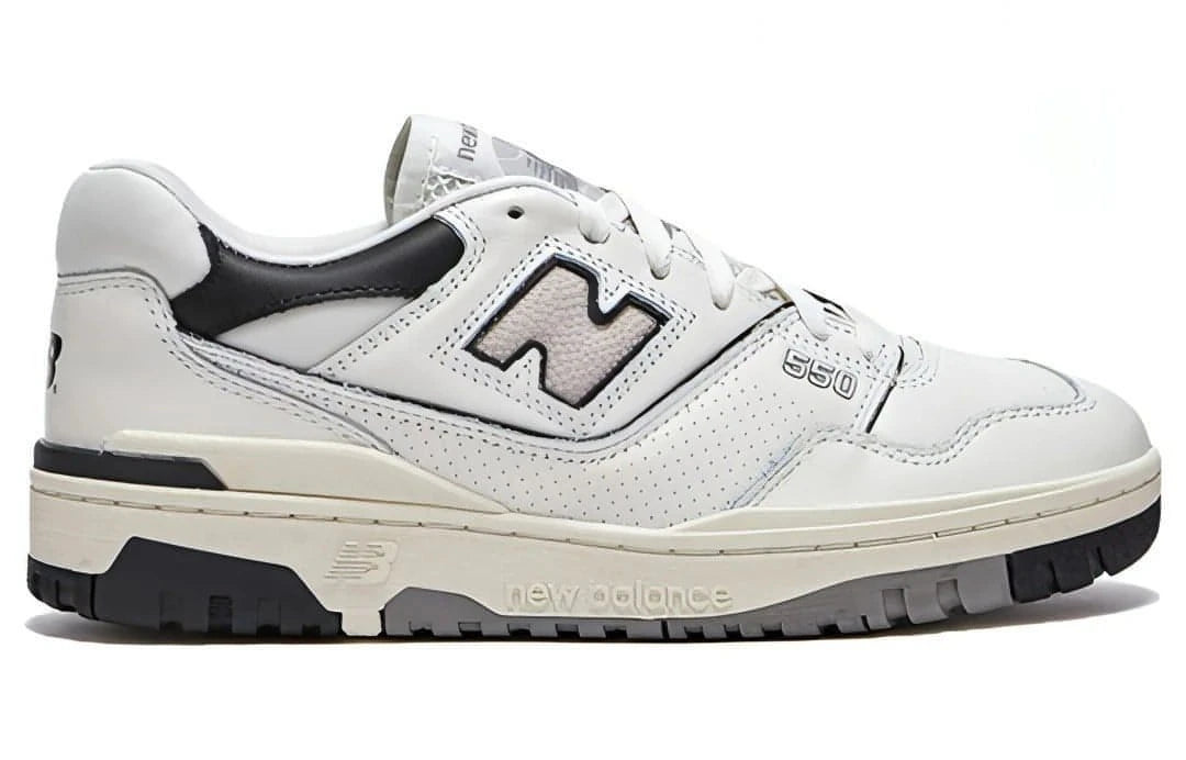New Balance 550 ‘Sea Salt Black’ BB550LWT