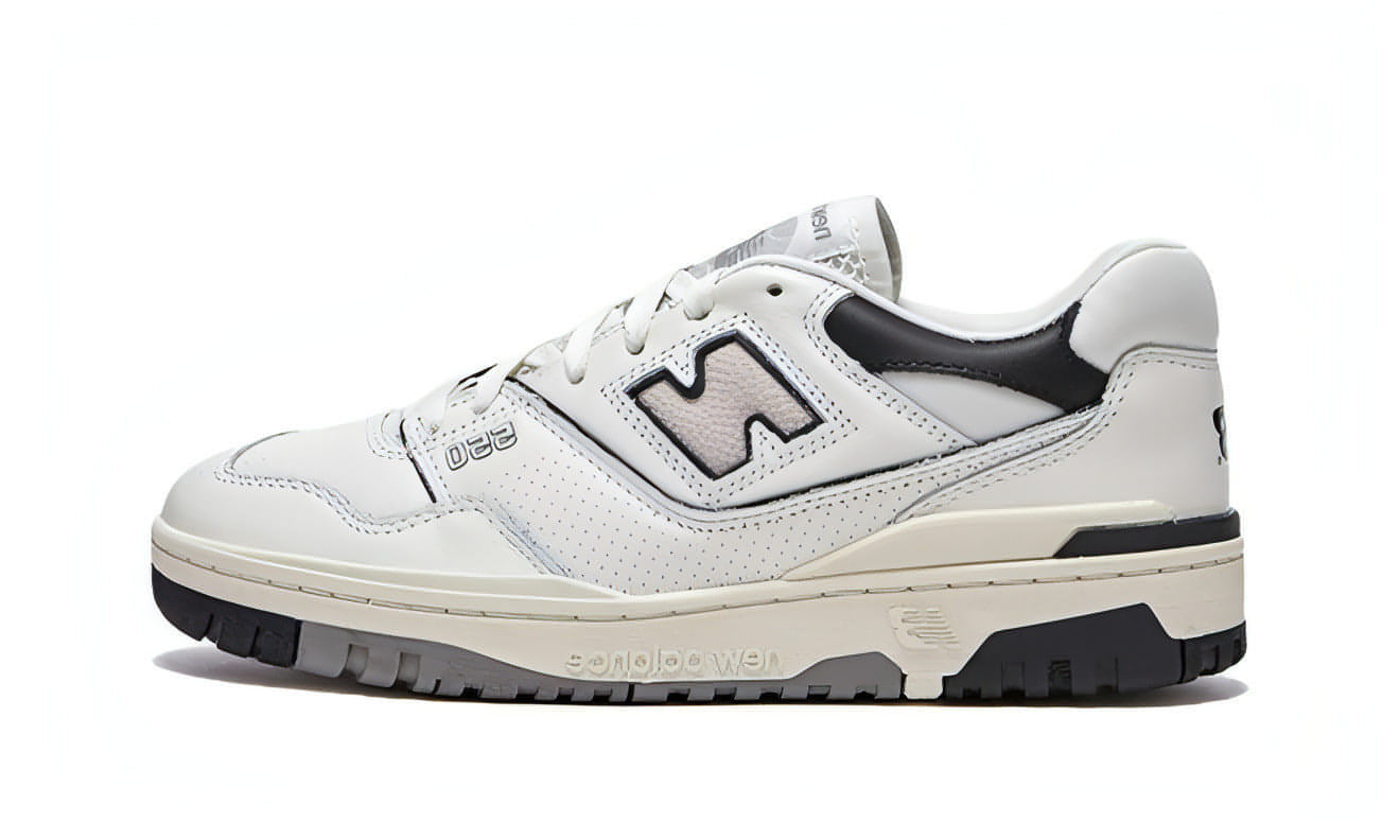 New Balance 550 ‘Sea Salt Black’ BB550LWT