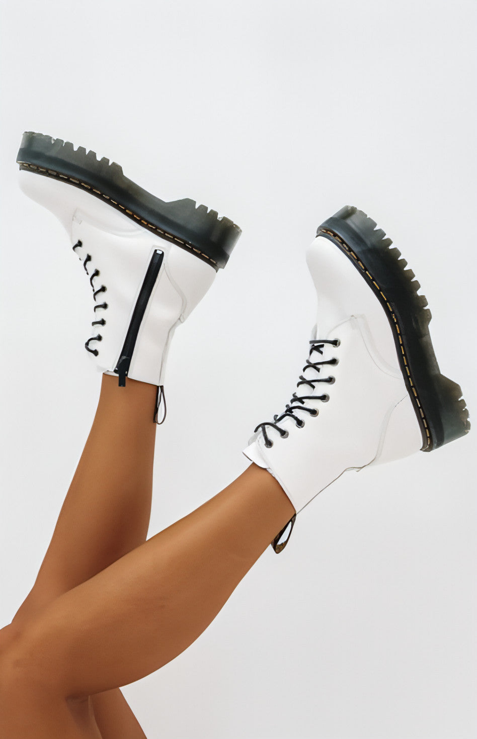 Dr Martens Jadon Platform White Black - דר מרטינס