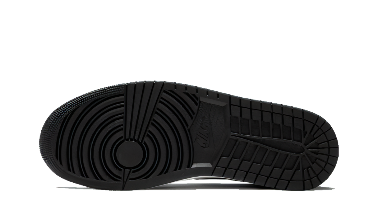 Air Jordan 1 Mid Se Carbon Fiber
