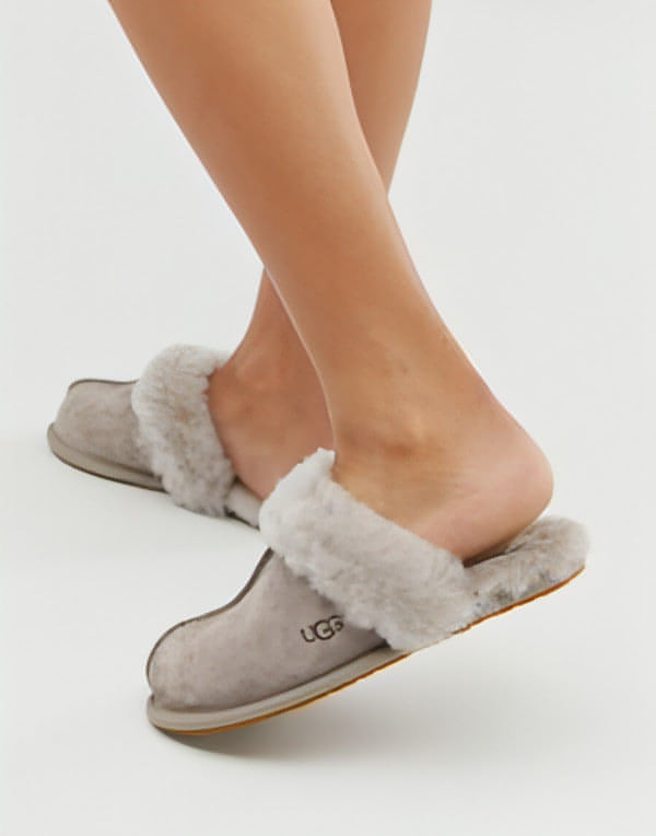 נעלי האג UGG Scuffette II Grey