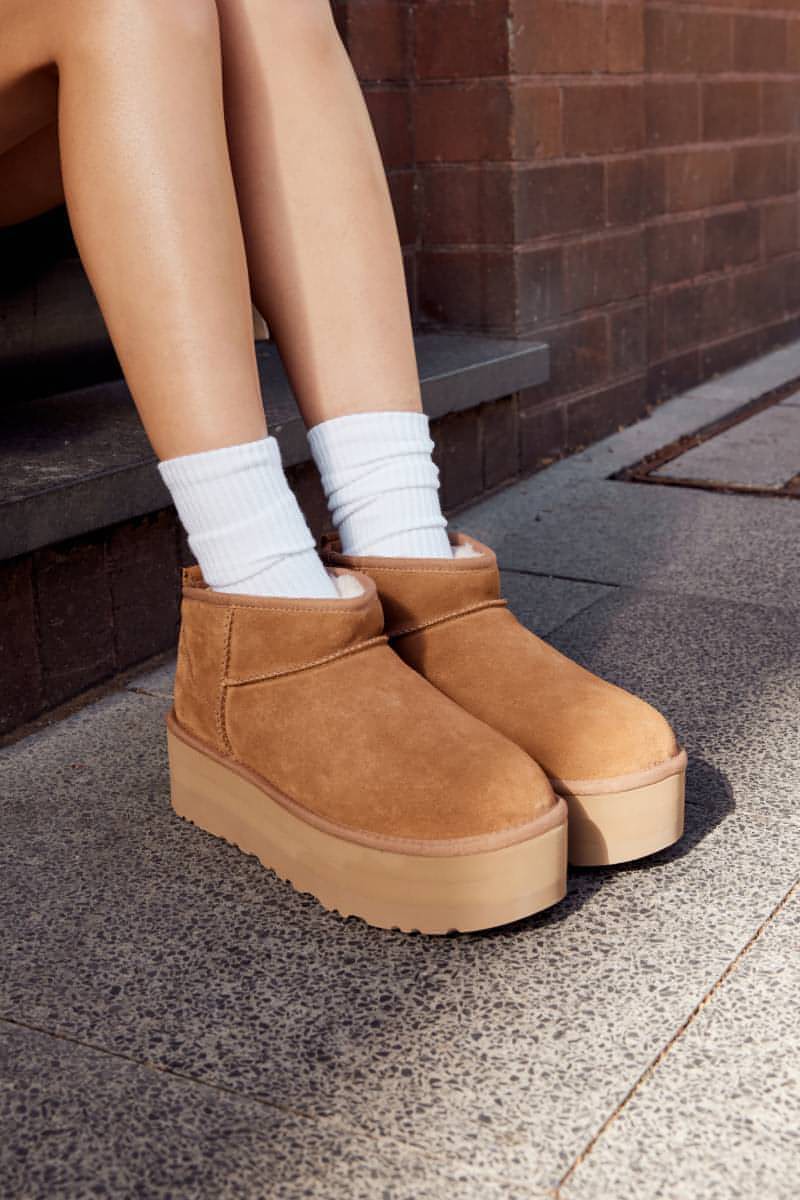 מגפי האג פלטפורמה Ugg Classic Ultra Mini Platform Chestnut