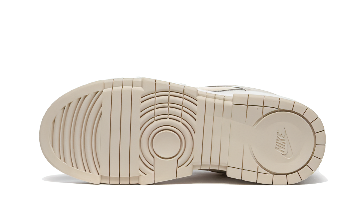 Dunk Low Disrupt Sail Desert Sand