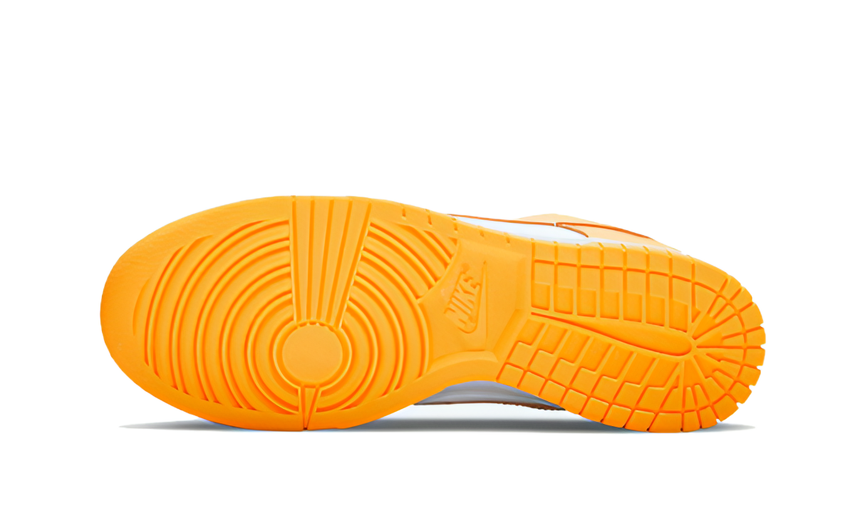 Dunk Low Laser Orange