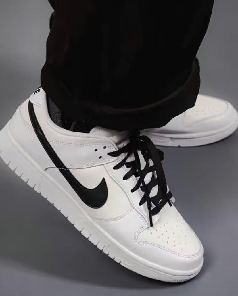 Dunk Low Reverse Panda