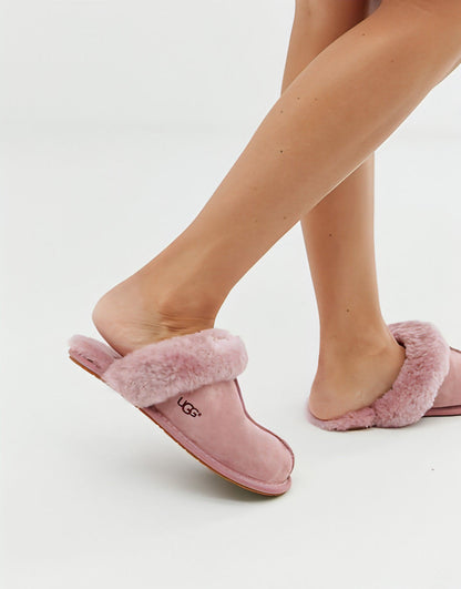 נעלי האג UGG Scuffette II Pink