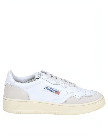 נעלי Autry Medalist Low White Suede