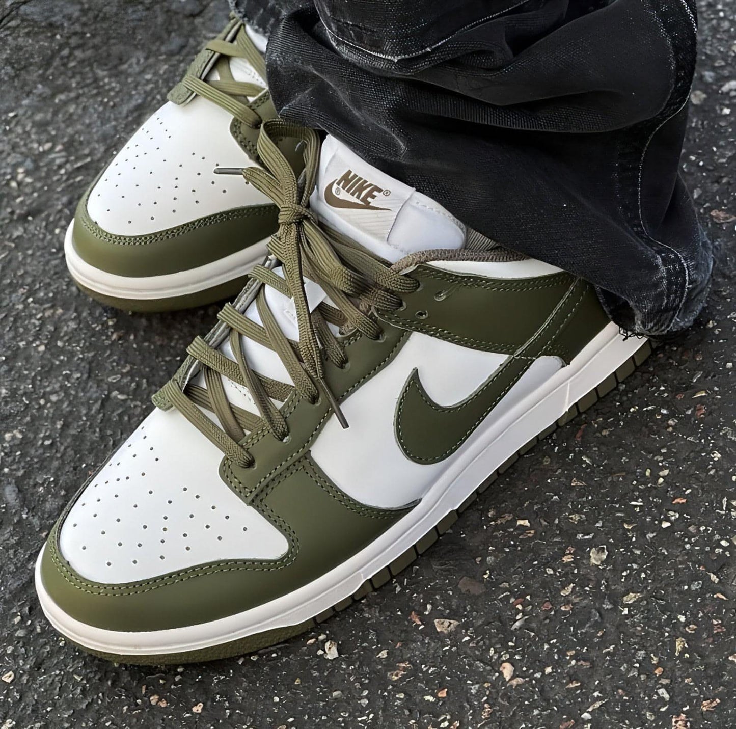 Dunk Low Medium Olive