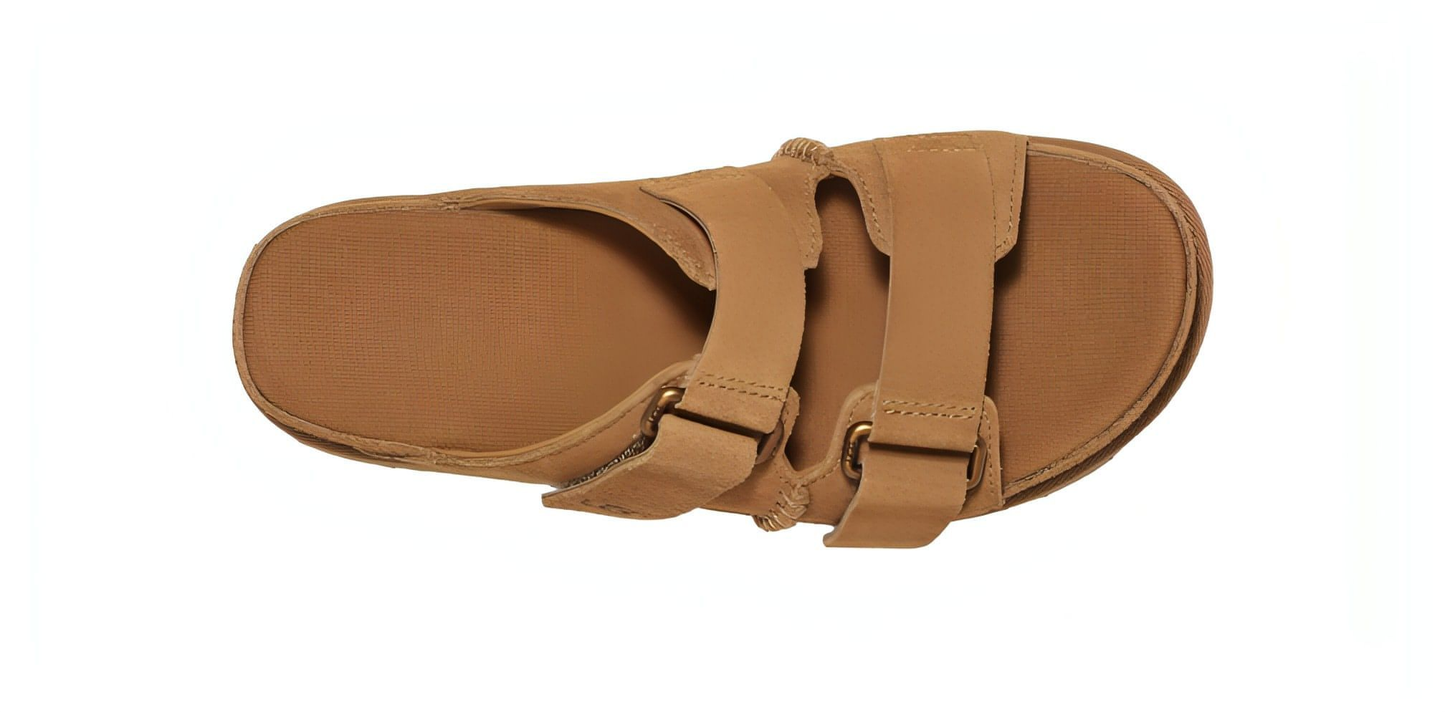 כפכפי האג UGG Women’s Goldenstar Hi Slide Chestnut