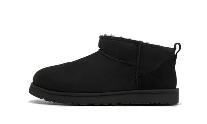 מגפי האג Ugg Classic Ultra Mini Boot Black