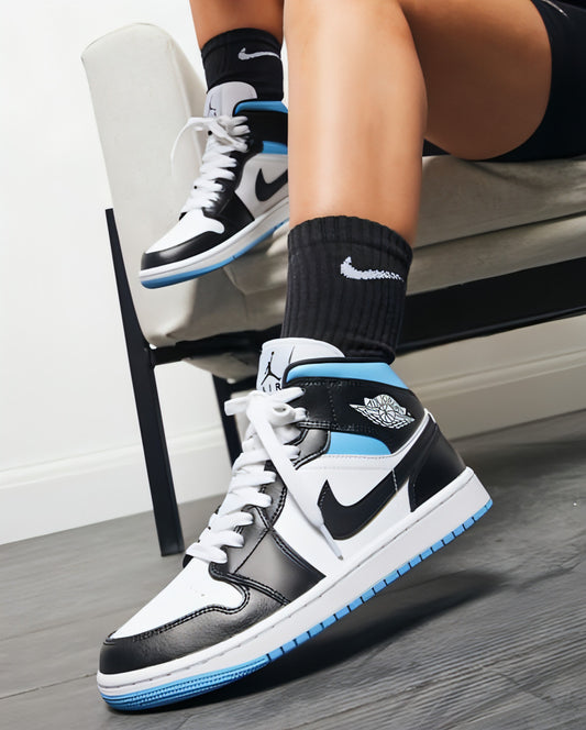 Air Jordan 1 Mid Royal Black And Blue