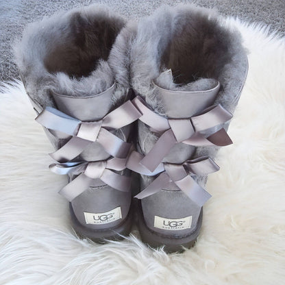 מגפי האג UGG Bailey Bow II Grey